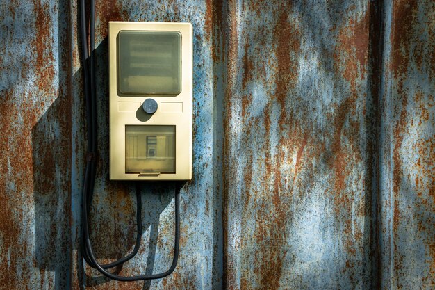 DIY Smart Energy Monitoring: Reduce Consumption by 10%