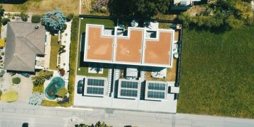 Geothermal Heating: Is It Worth the Investment? Long-Term Savings in the US - Cover Image